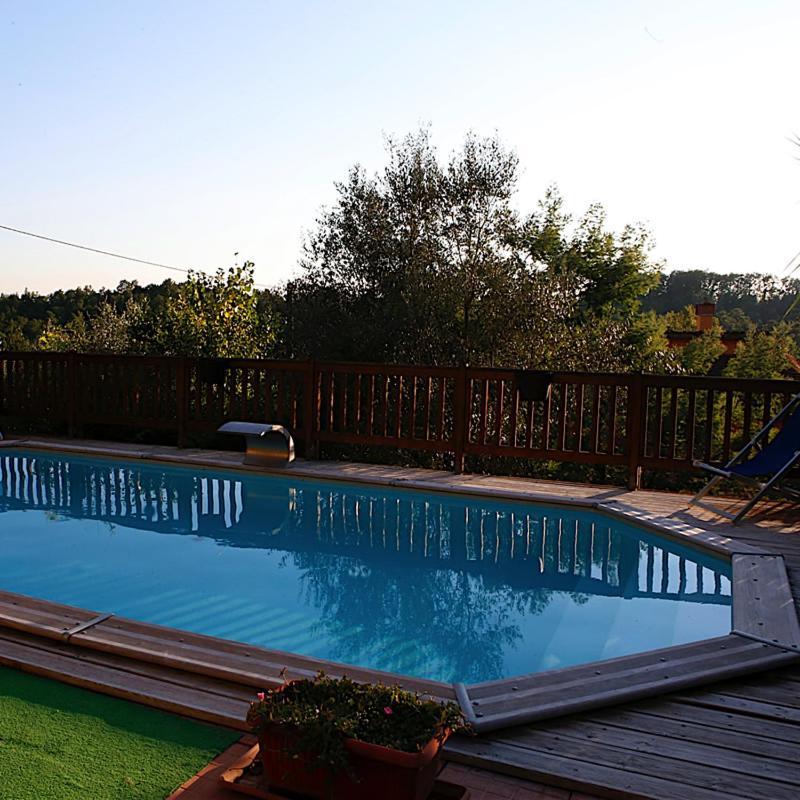 Agriturismo il Poggetto Torre Esterno foto