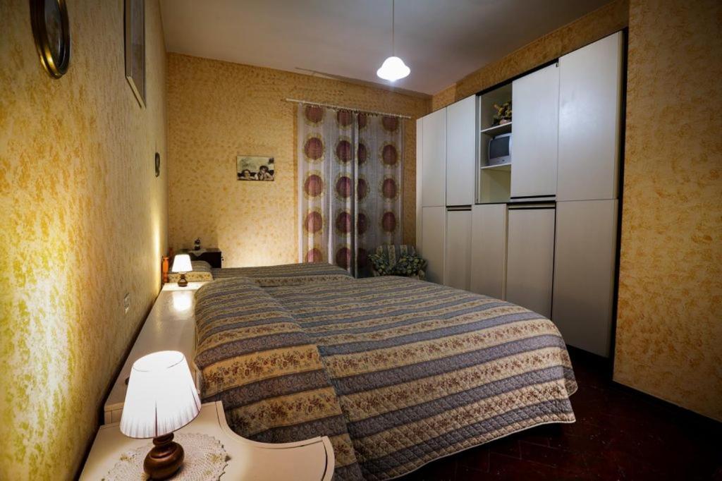 Agriturismo il Poggetto Torre Esterno foto